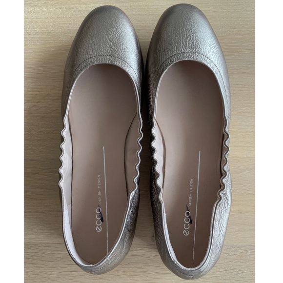 SIZE 10-10.5 ECCO INCISE ENCHANT BALLET BALLERINA FLAT GOLD WARM GREY - Picture 2 of 11
